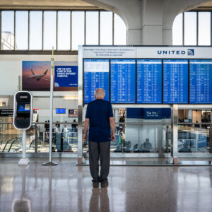 Read more about the article Why Flight Prices Might Not Fall After the U.S.-Iran Deal