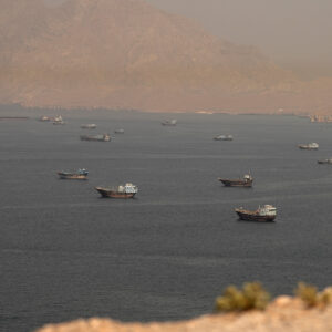 Read more about the article After Deal to Reopen Strait of Hormuz, Ships Begin to Move Cautiously