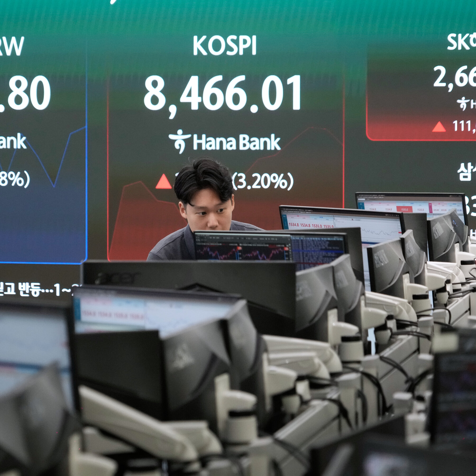 You are currently viewing Asia Tech Shares Swing Wildly as A.I. Jitters Persist