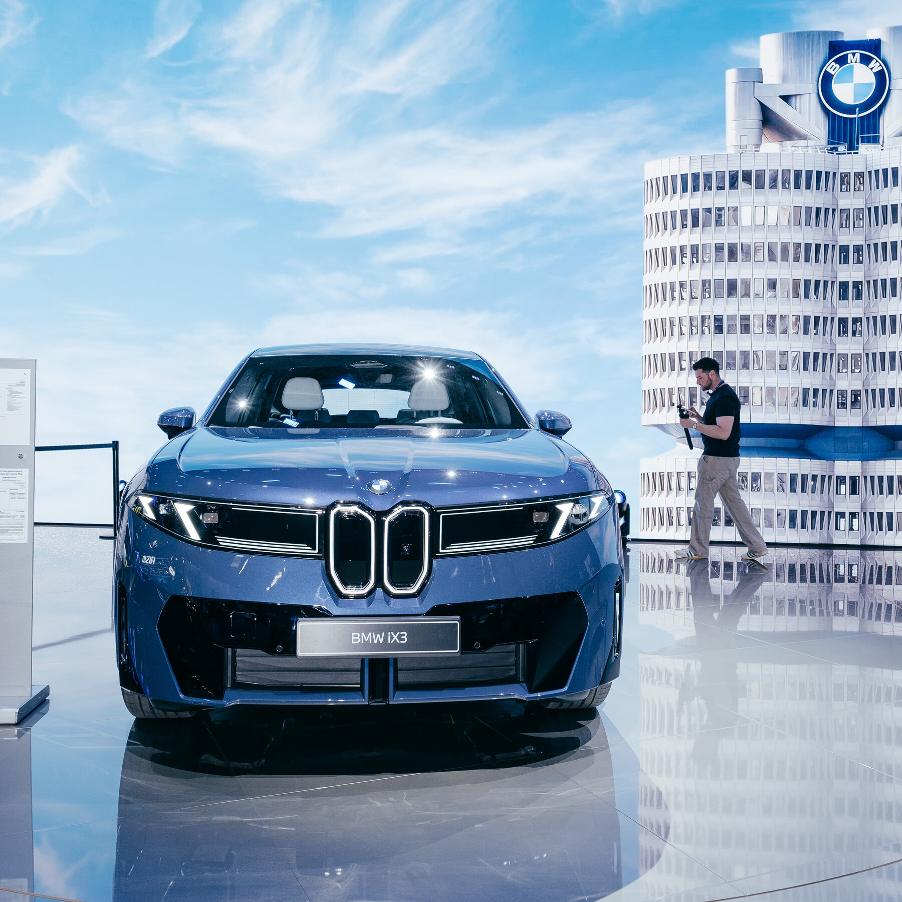 You are currently viewing BMW Will Build a New Electric S.U.V. in South Carolina