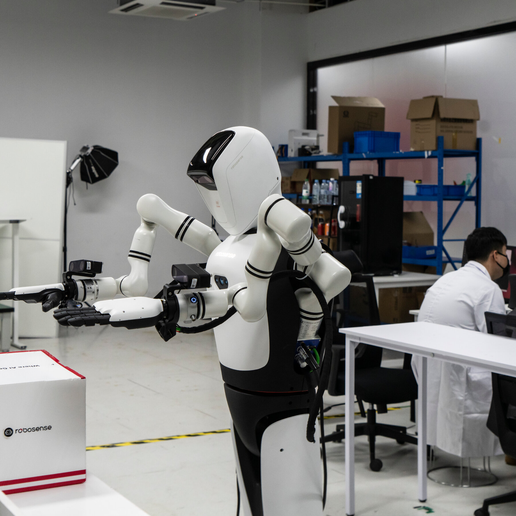 You are currently viewing Why It’s Nearly Impossible to Build a Robot Without China