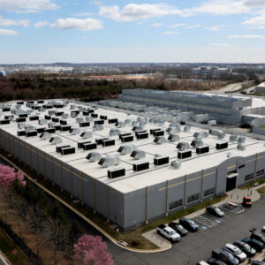 Read more about the article As U.S. Faces Extreme Heat, Data Centers Are Ordered to Use Backup Power to Prevent Blackouts