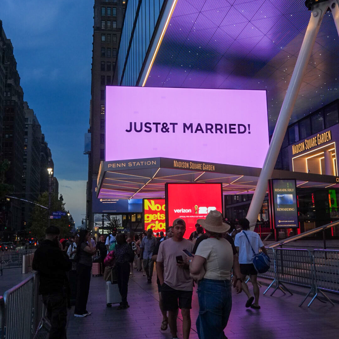 You are currently viewing Taylor Swift’s Wedding Became a Marketing Moment for Brands Big and Small