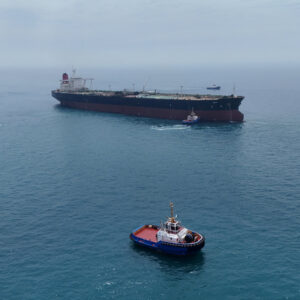 Read more about the article Oil Prices Jump After Renewed Strikes in Gulf Put Shipping Recovery at Risk
