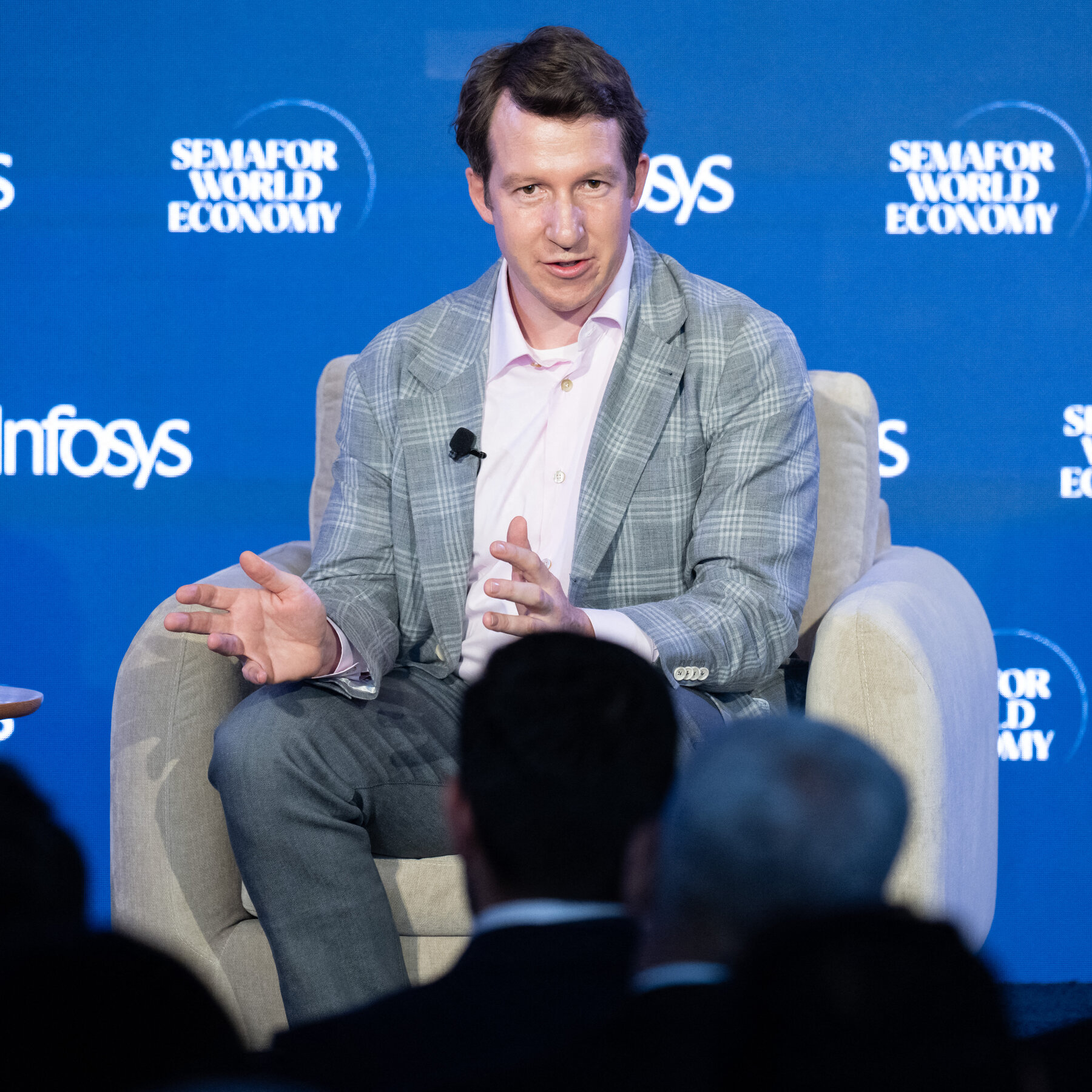 Read more about the article Economists Warn of A.I. Threat