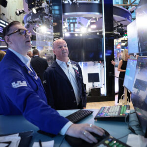 Read more about the article Wall Street’s Big Week for Earnings and Economic Data