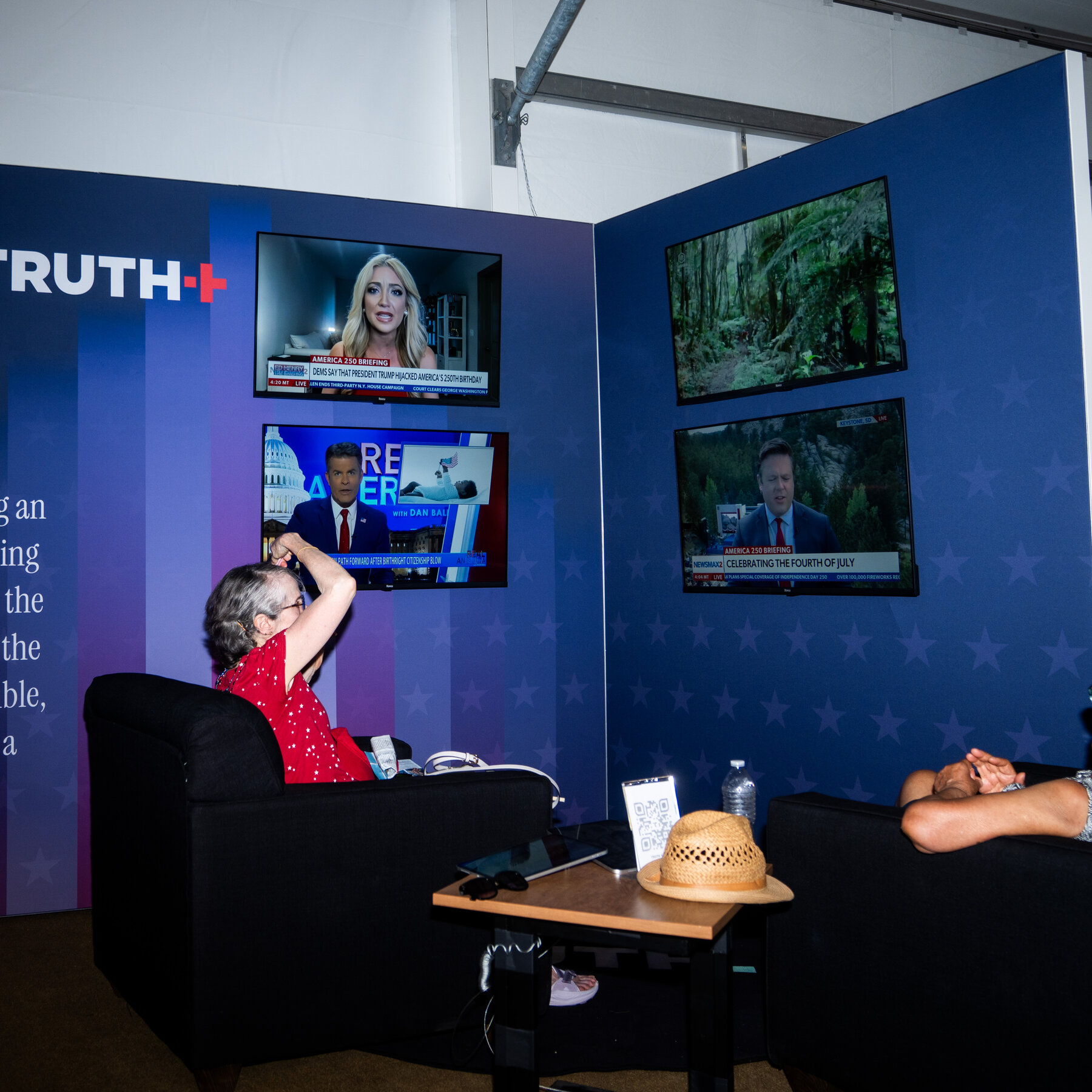 You are currently viewing Truth Social Parent to Sell Faster Access to Trump’s Posts