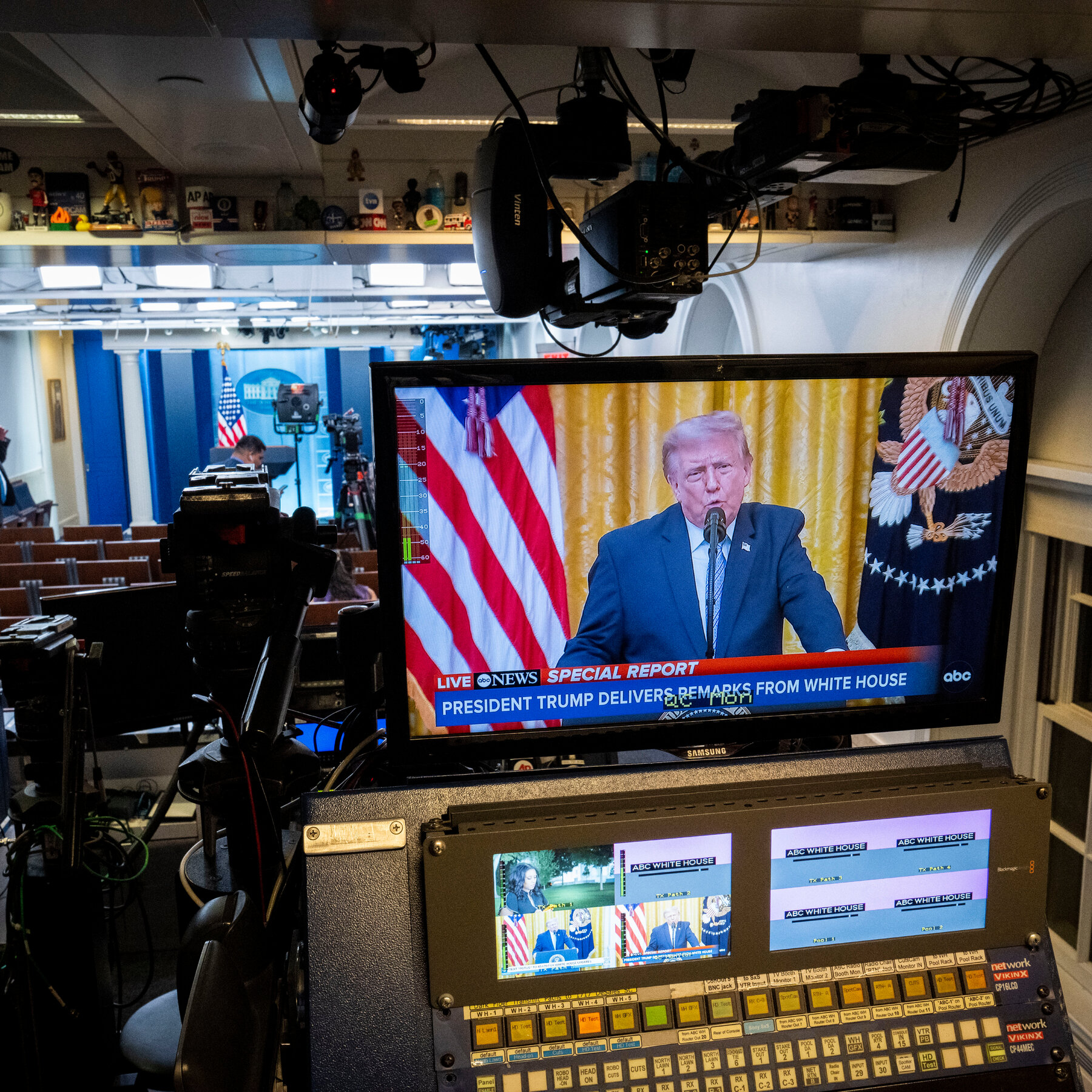 You are currently viewing Beijing Rejects Trump’s Claim of Meddling, but Avoids a Fight