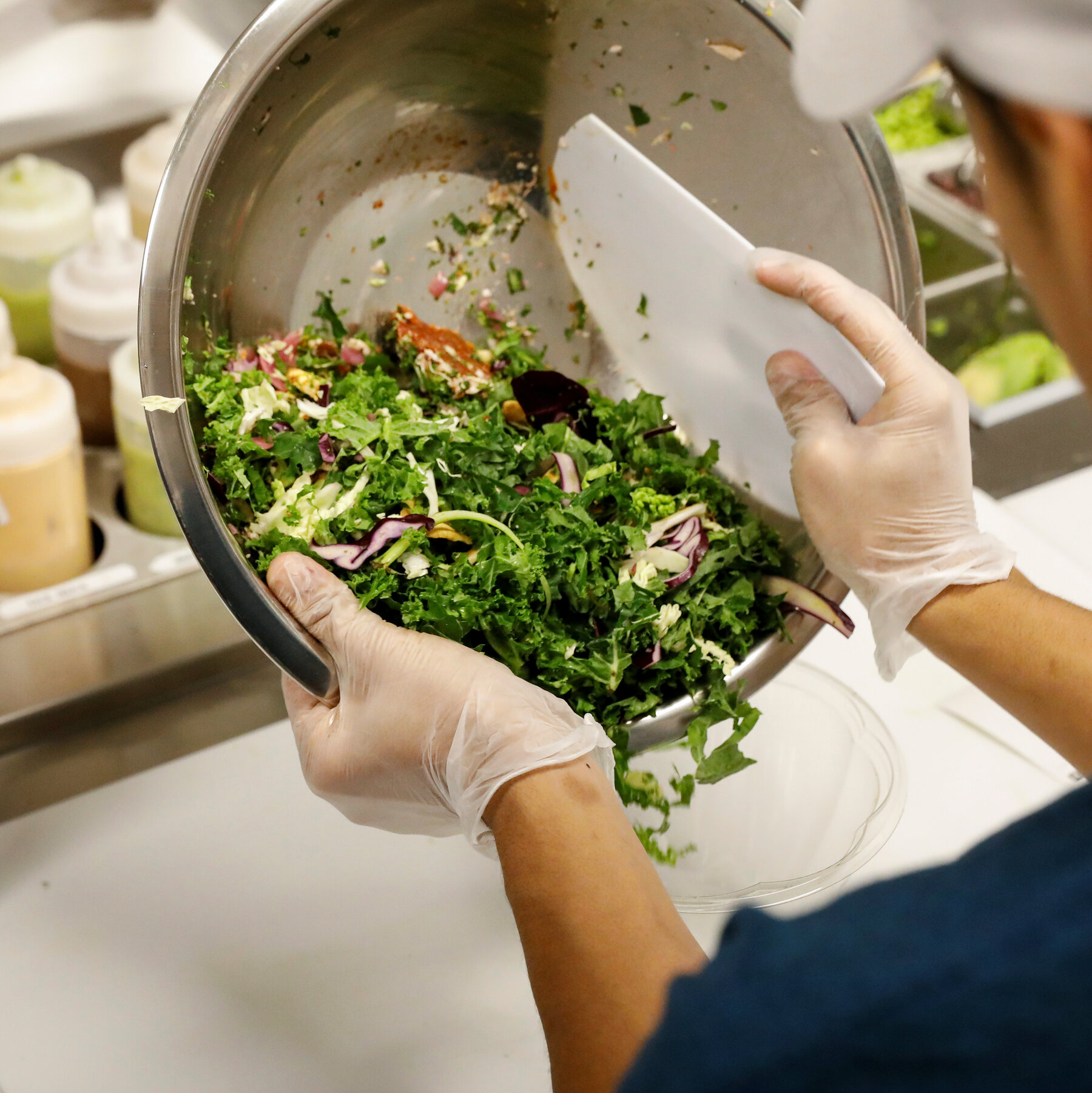 You are currently viewing As Cyclosporiasis Spreads, America Says No Thanks to Salads