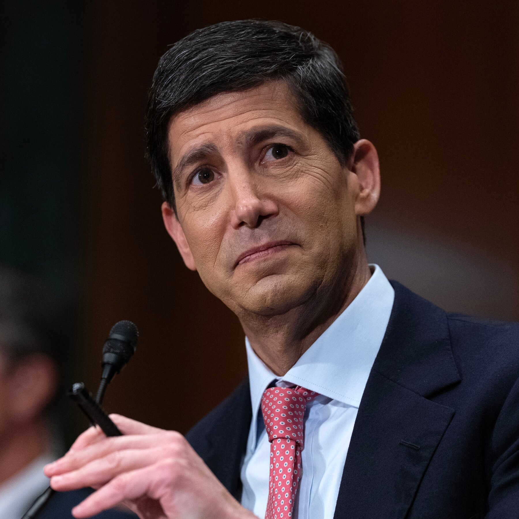 Read more about the article The Fed’s New Chairman Faces His Biggest Test Yet