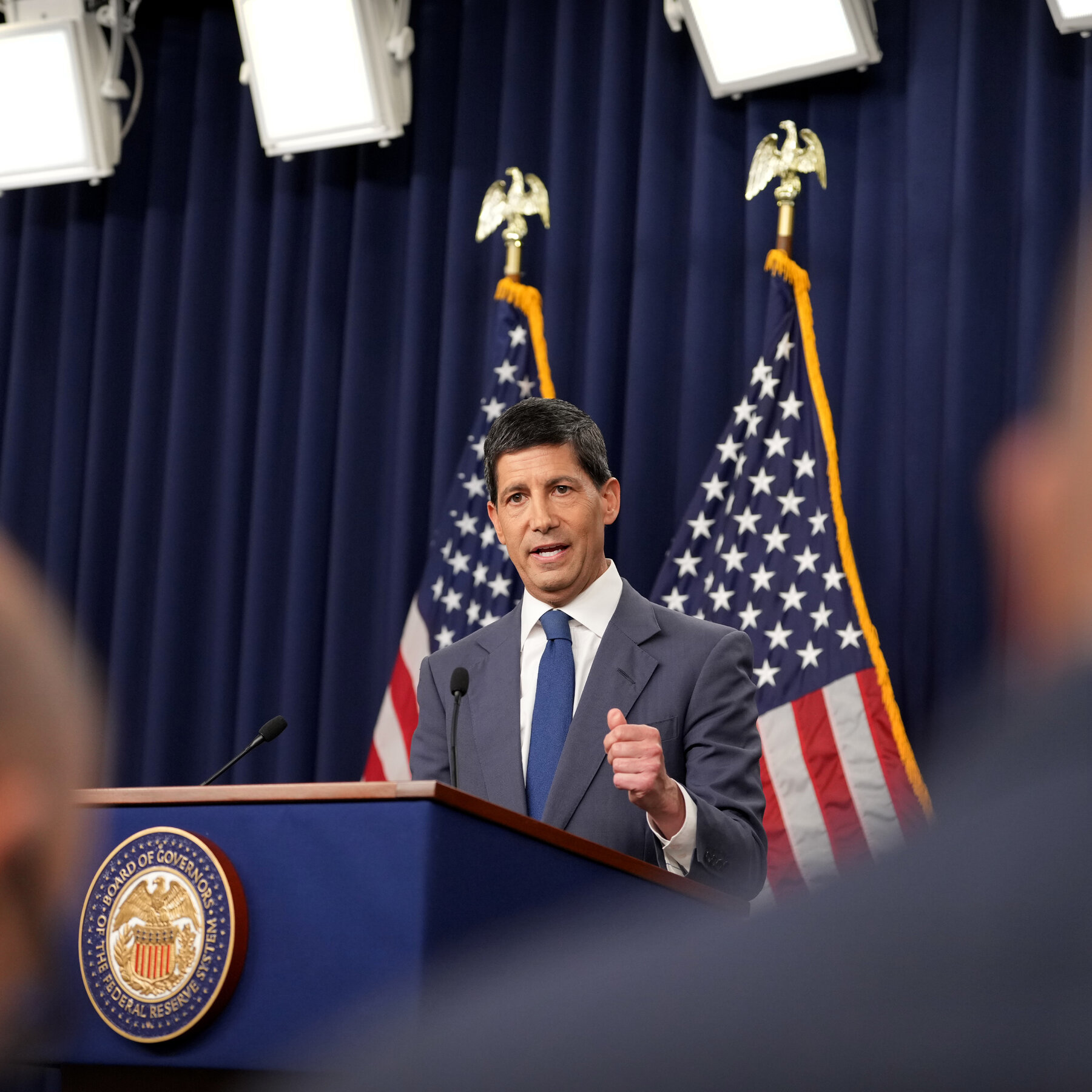 Read more about the article Government Borrowing Cost Hits Two-Decade High After Fed Rate Decision