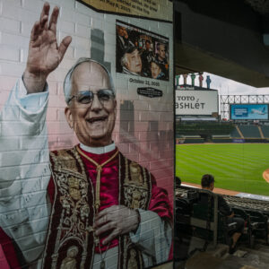 Read more about the article A Pope From Chicago Was Elected. The White Sox Were Resurrected.