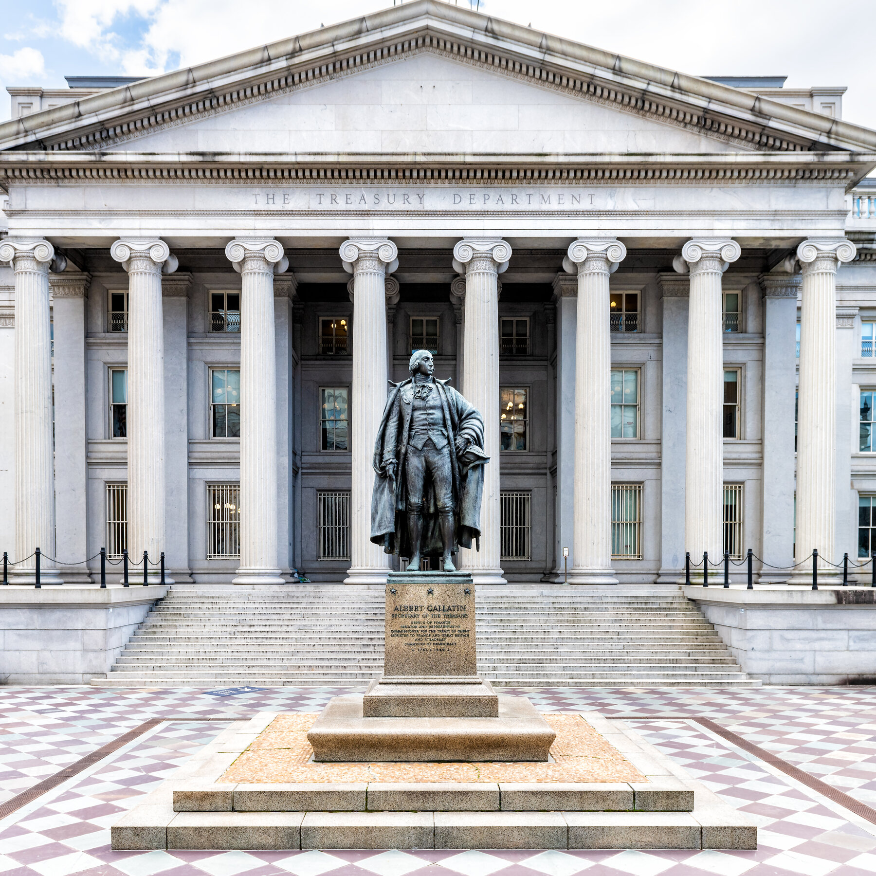 You are currently viewing What the Stock Market’s Record Rally Has to Do With Rescuing the Yen