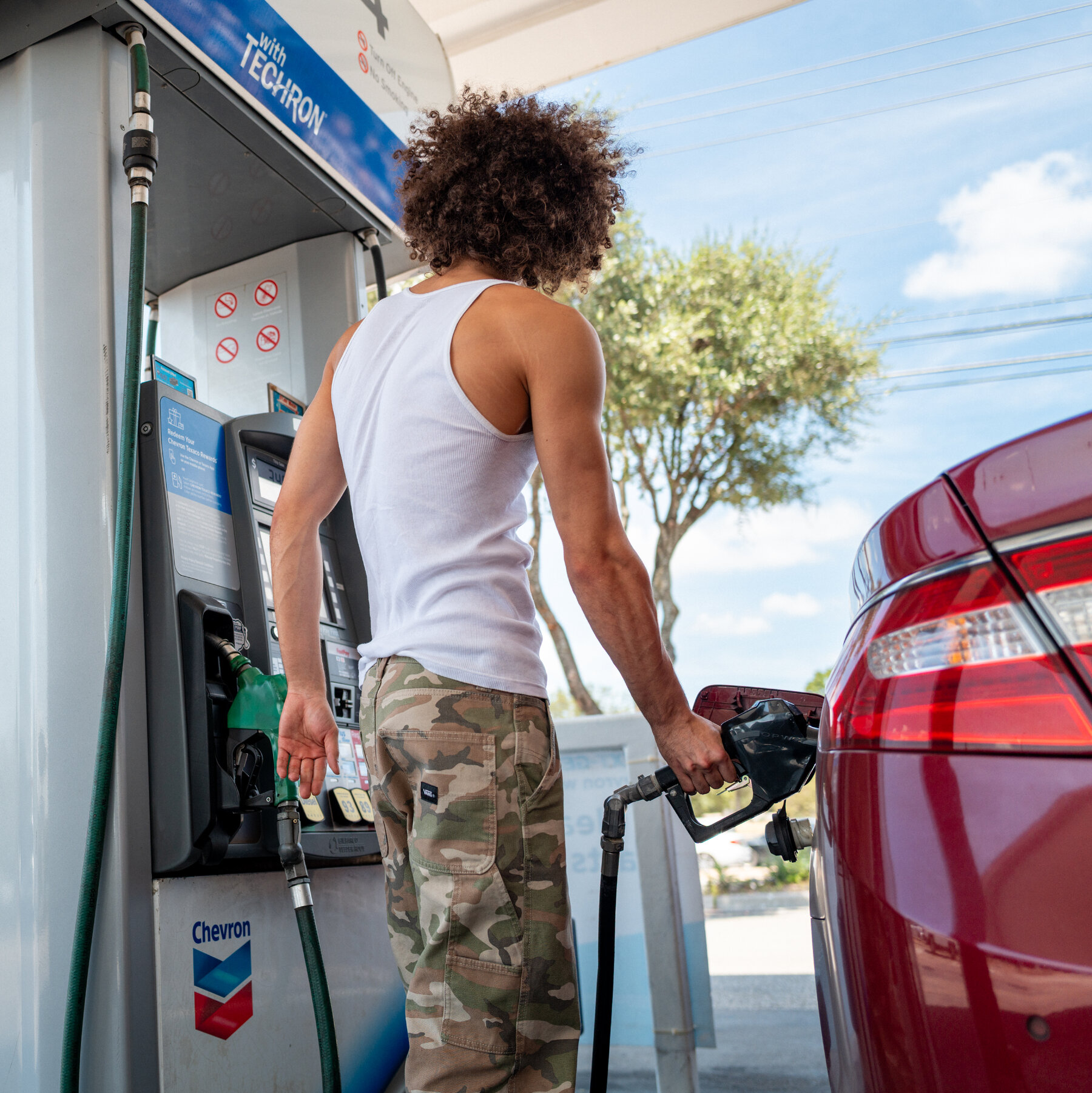 You are currently viewing Worker Pay Isn’t Keeping Up With Inflation Once Again