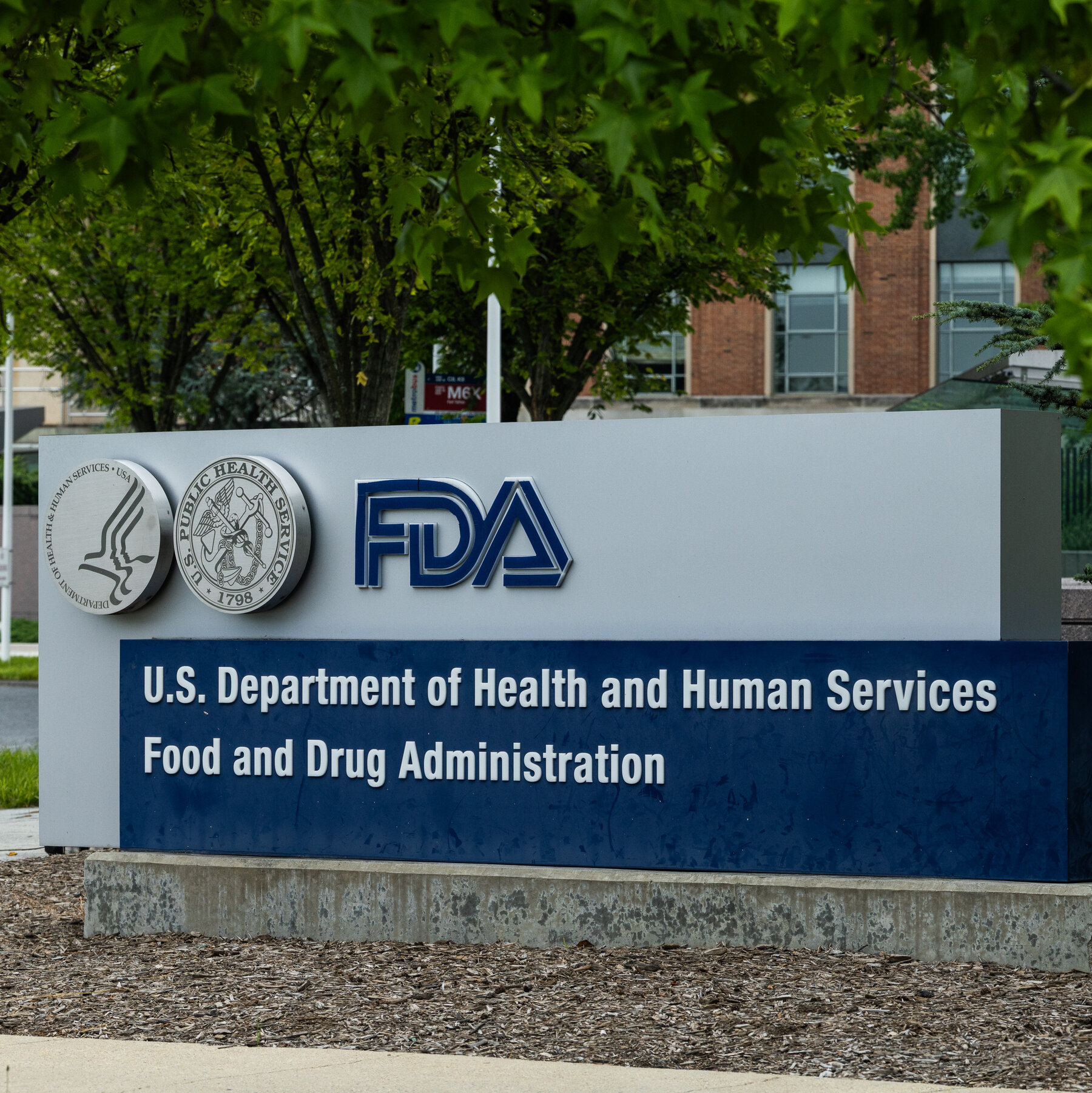 You are currently viewing Maker of Clear Eyes Recalls Nearly 40,000 Bottles Over Contamination Risk