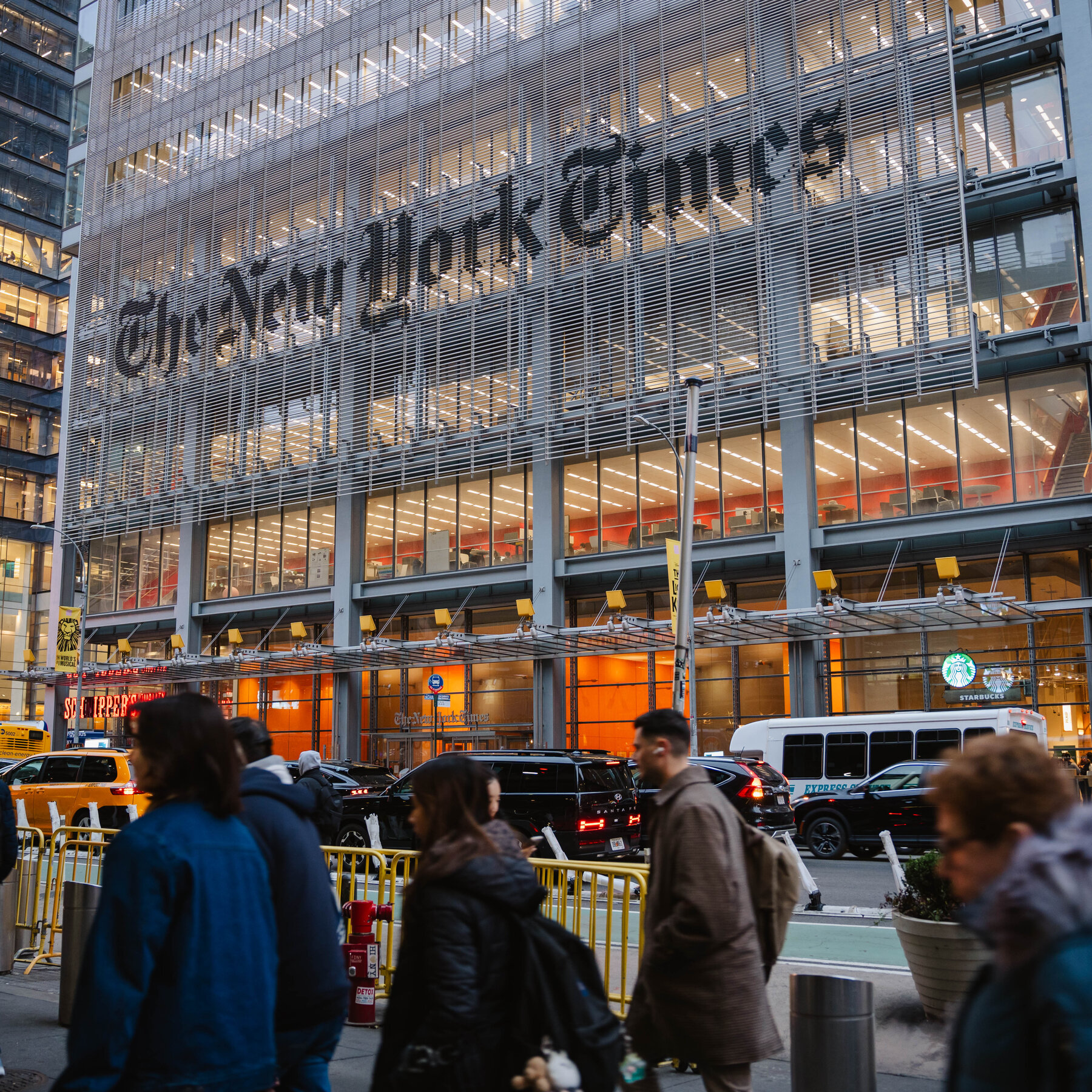Read more about the article Trump Updates $15 Billion Libel Lawsuit Against The New York Times
