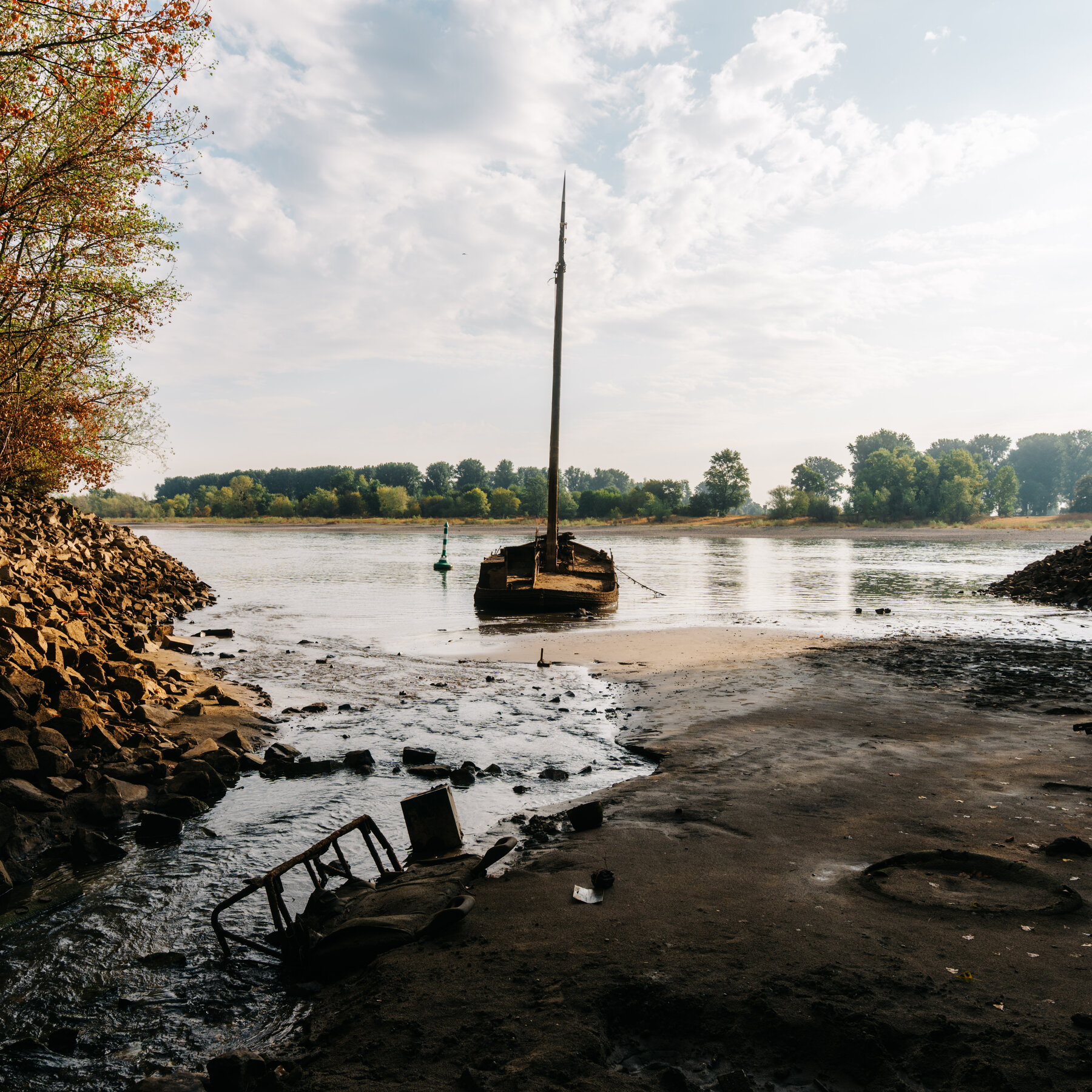 You are currently viewing Drought Threatens a Vital Economic Artery in the Heart of Europe