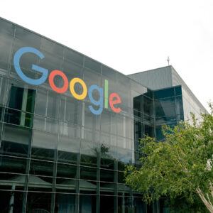 Read more about the article Why the Courts Struggle to Tame Big Tech