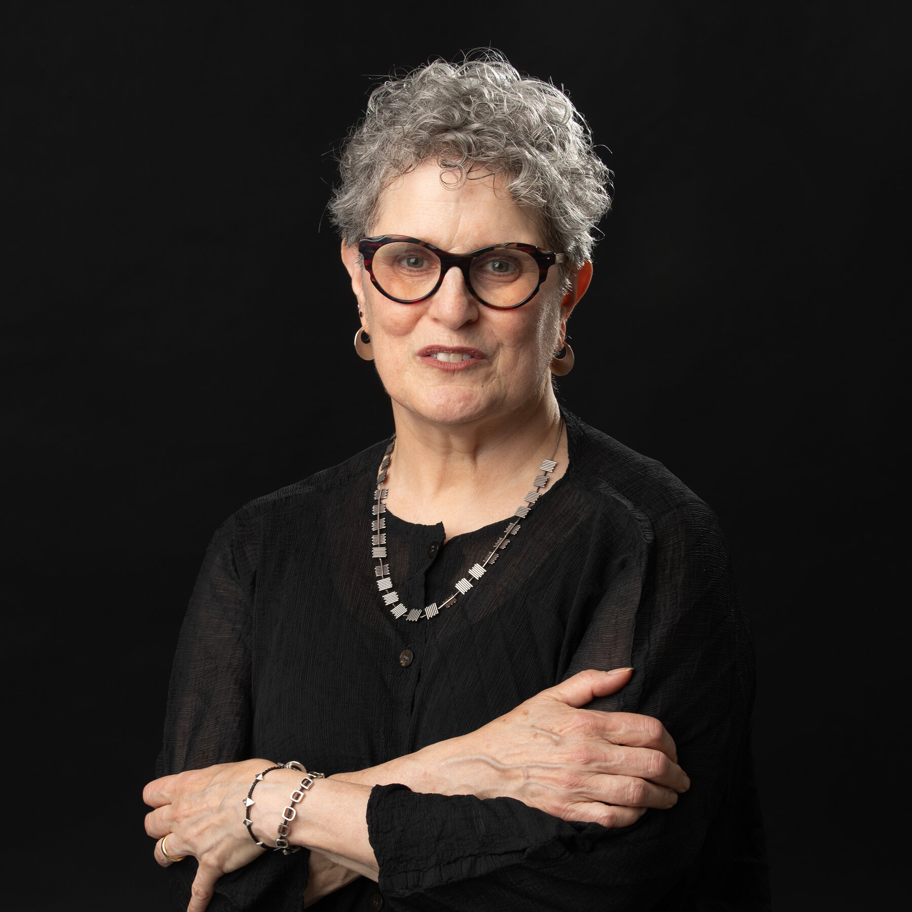 Read more about the article A ‘Shark’ of a Business Editor Steps Down