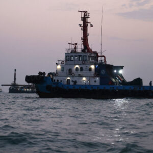 Read more about the article Oil Climbs Toward $100 a Barrel Following Houthi Attacks