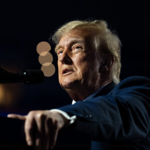 Read more about the article Inflation Complicates Trump’s Midterms Pitch to Voters