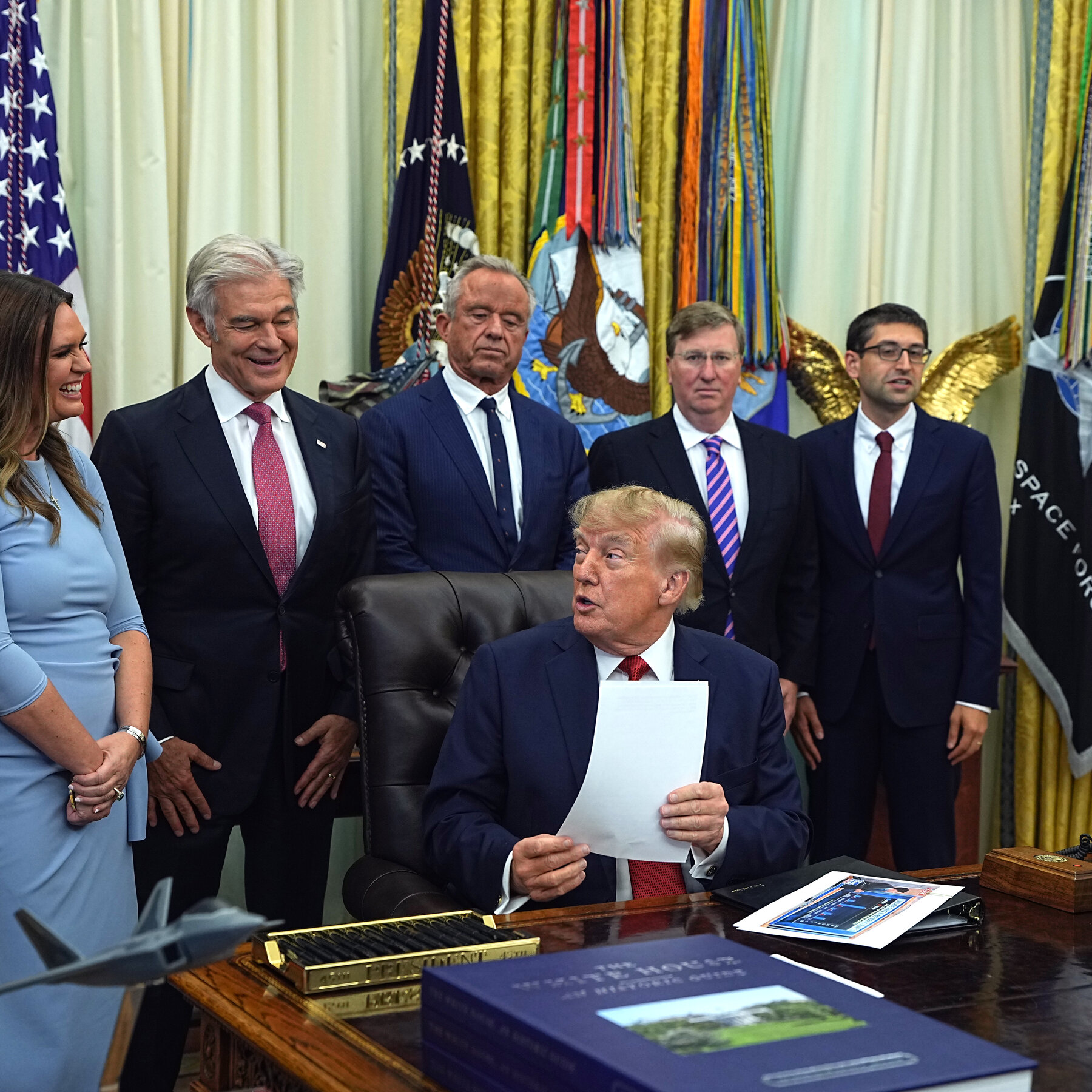 Read more about the article Trump Promotes Program to Reduce Medicaid Drug Prices