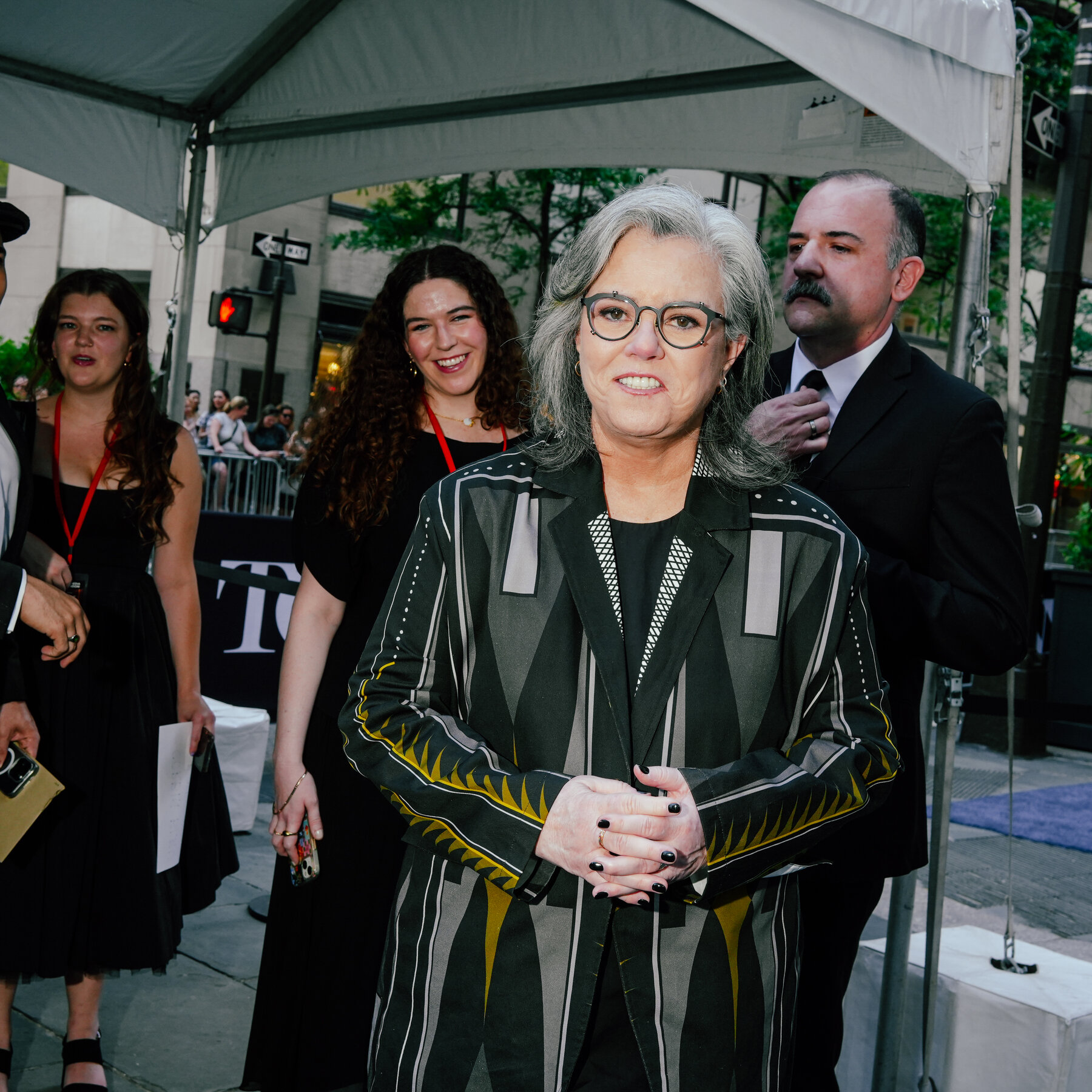 You are currently viewing Rosie O’Donnell Says ABC Delayed a Skit as It Readied Trump Suit