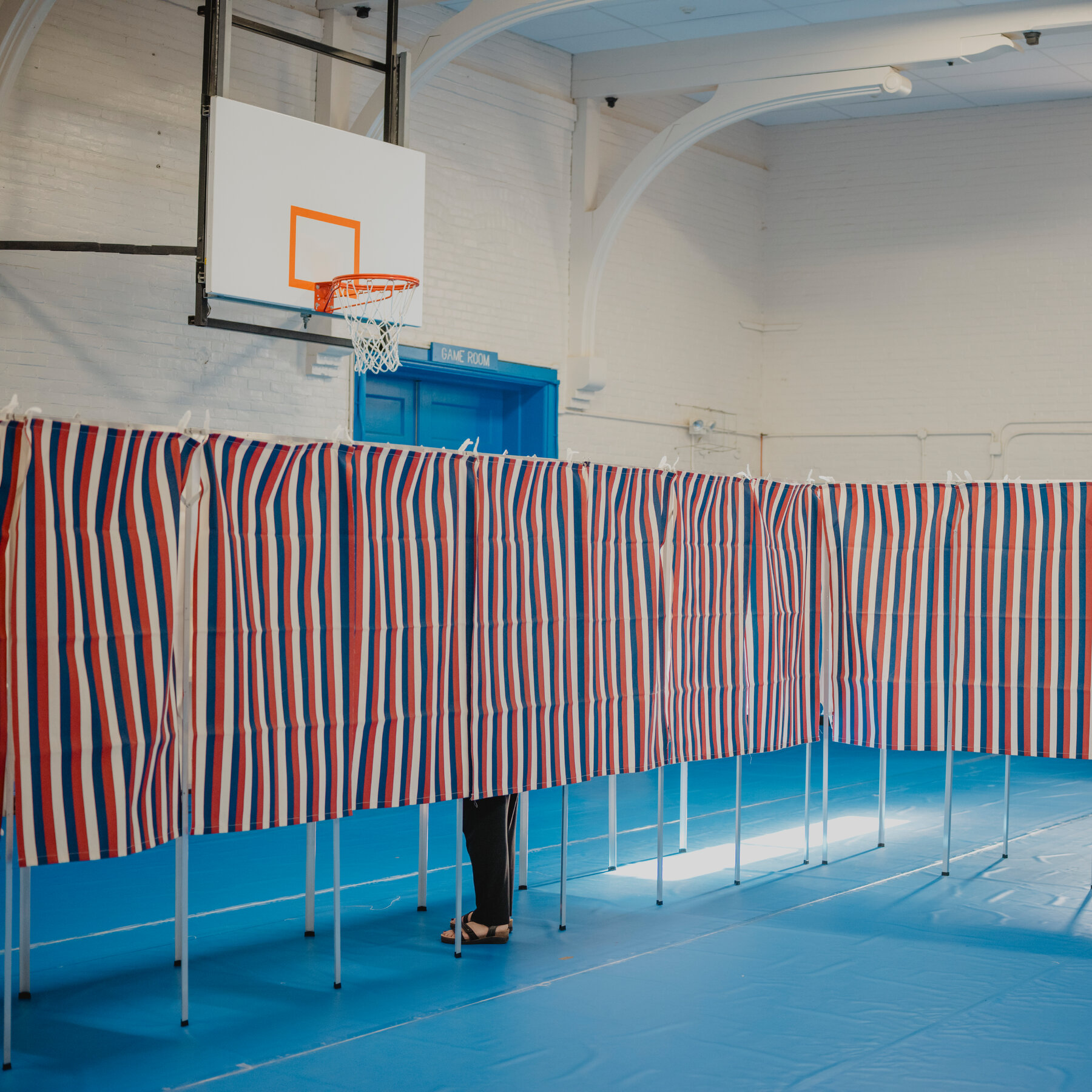 You are currently viewing Patagonia Offers $100 to Customers Who Help Others Plan to Vote