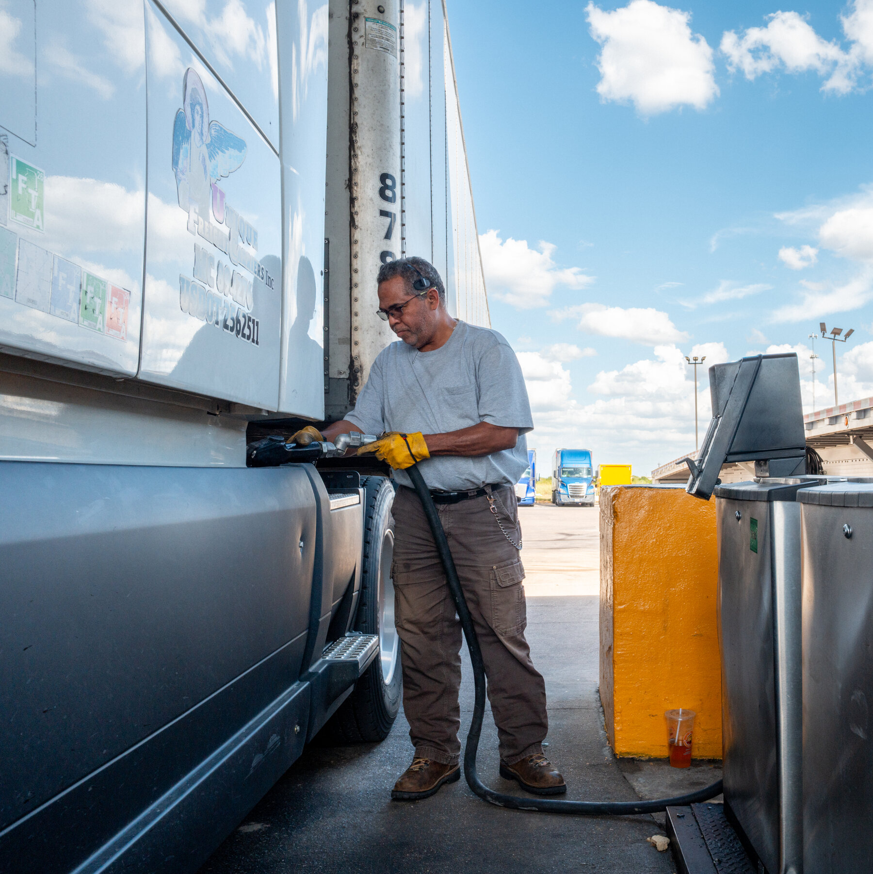 You are currently viewing Trump Says He Supports Banning Diesel Exports to Bring Down Prices