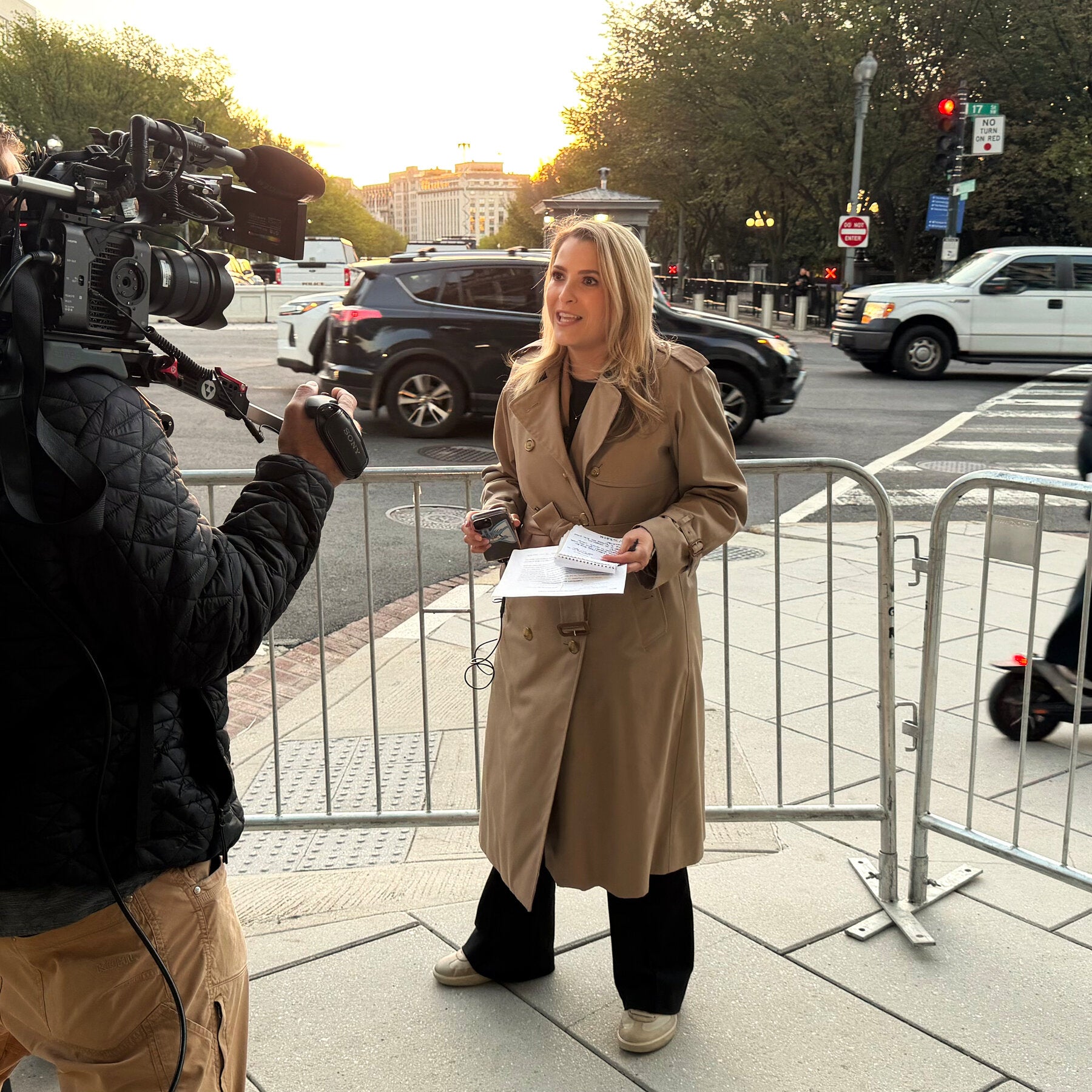 You are currently viewing White House Still Bars CNN, MS NOW and Politico Despite Court Ruling