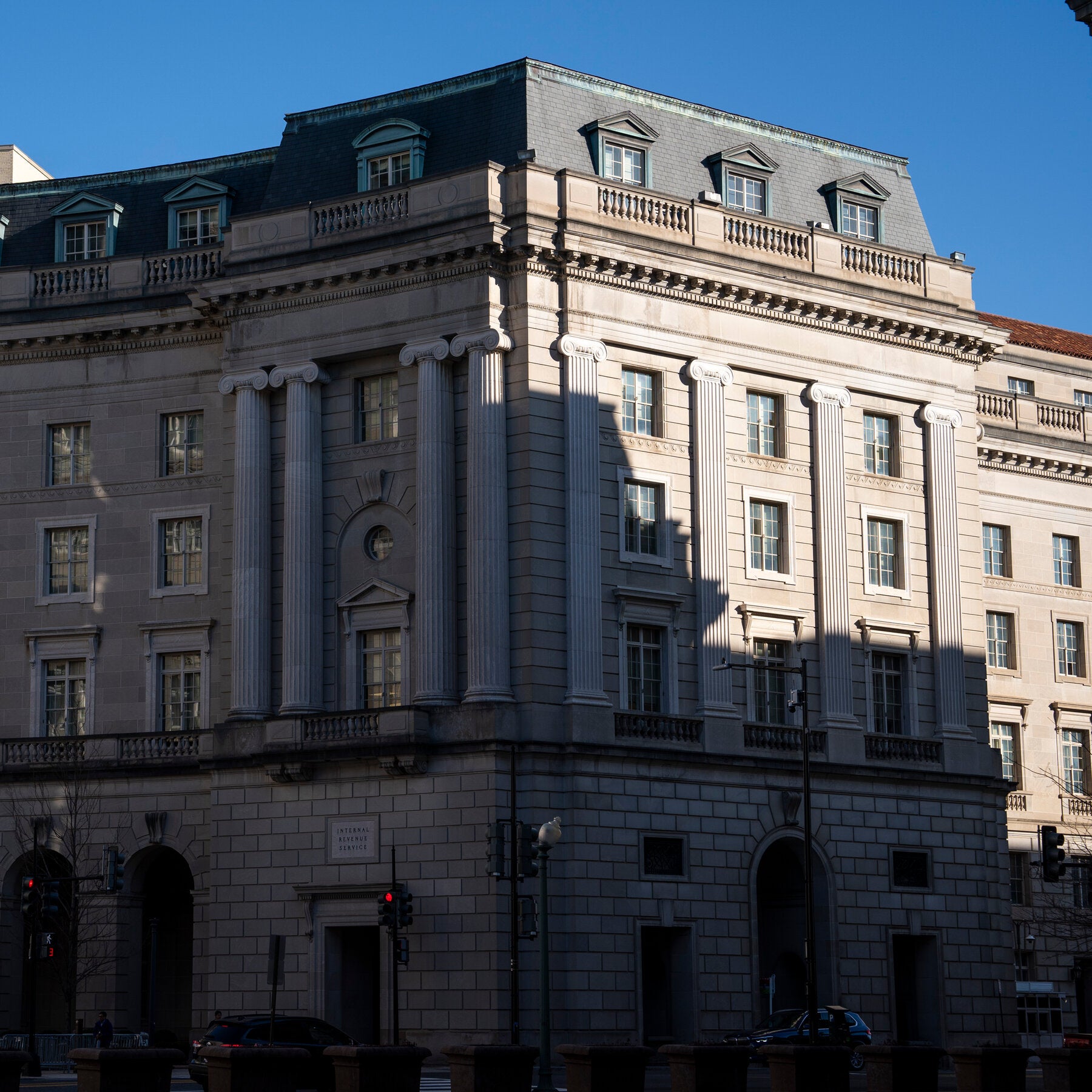 You are currently viewing Trump Administration Prepares to Ask Tax Filers if They Are U.S. Citizens