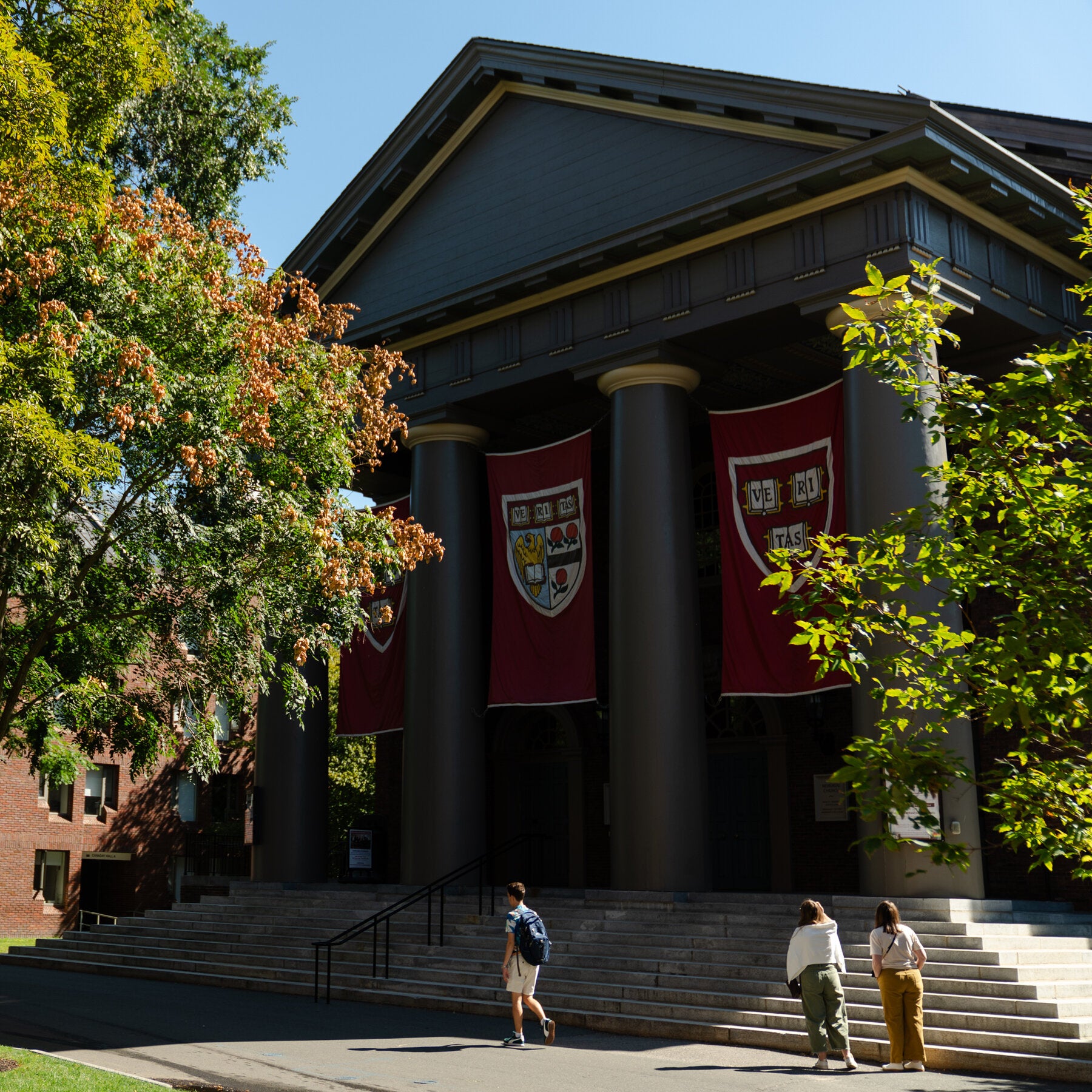 You are currently viewing E.E.O.C. Sues Harvard for Data on Diversity in Hiring Practices