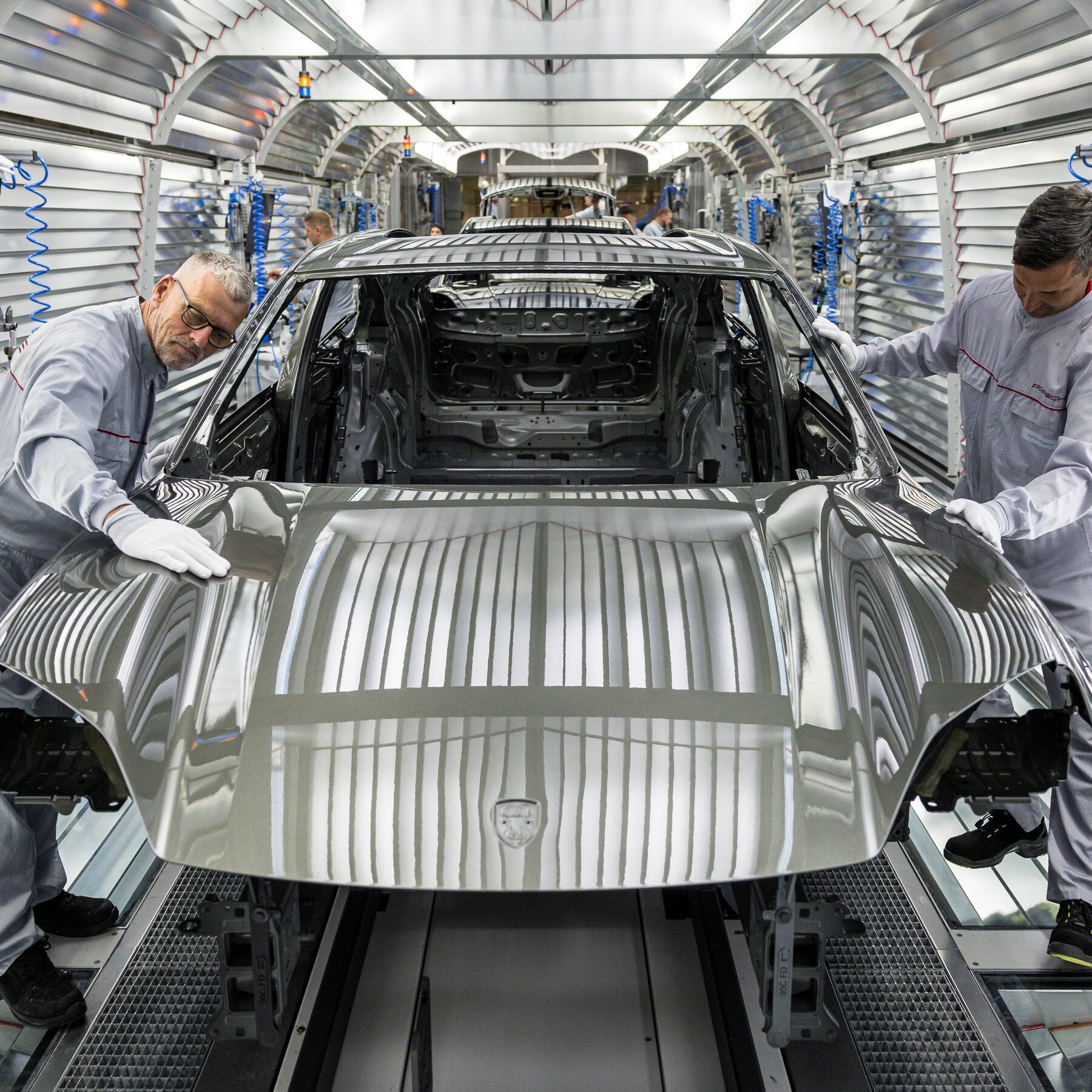 Read more about the article Porsche’s New Look: Pricier Cars and 25% Fewer Employees