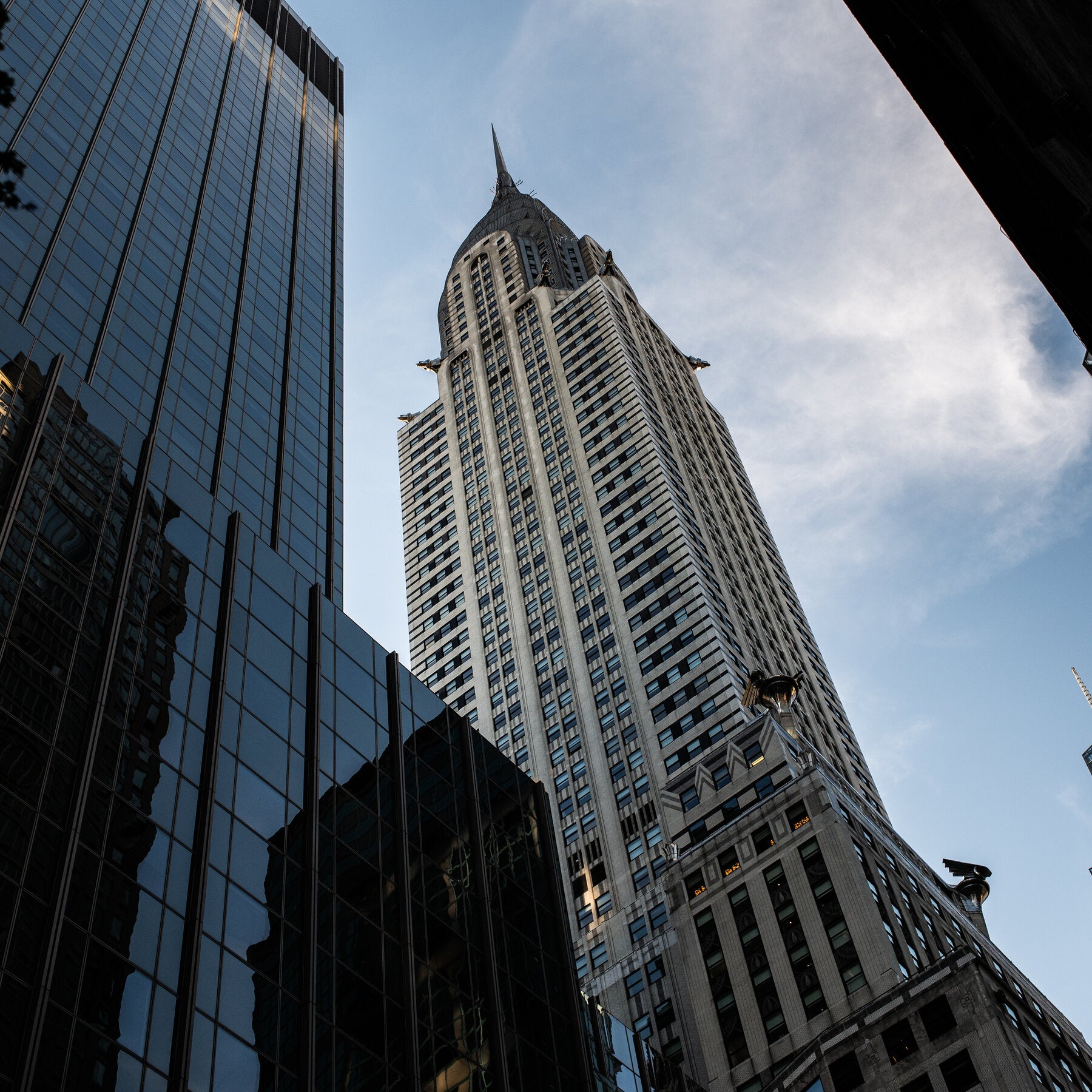 Read more about the article Chrysler Building Gets a New Owner With Big Renovation Plans