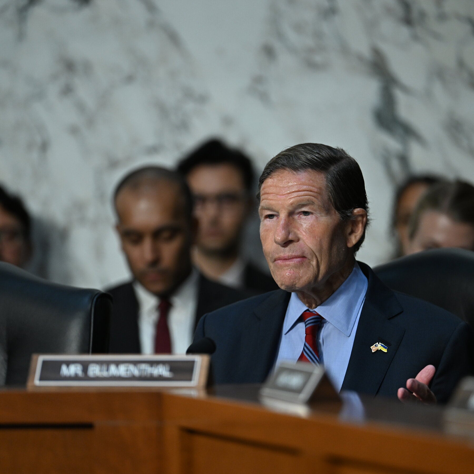 You are currently viewing Senators Urge Trump to Reverse Diesel Deal With Putin