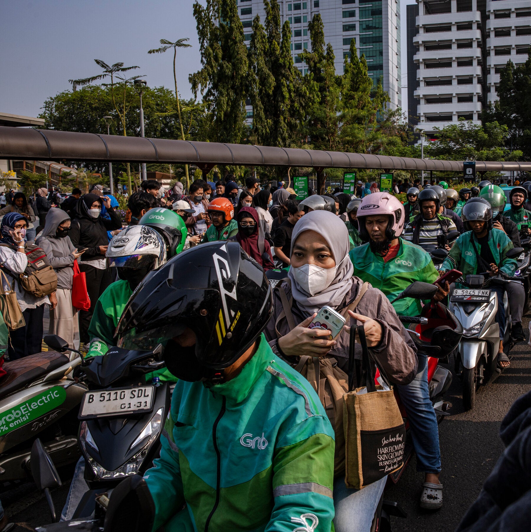 Read more about the article ‘A Ticking Time Bomb’: An Economic Crisis Looms in Indonesia