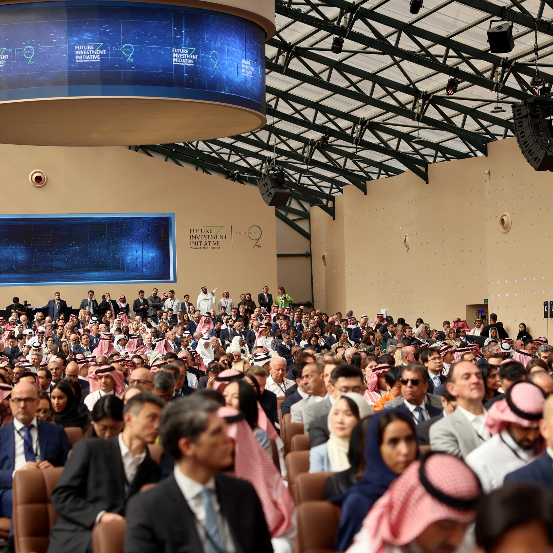 Read more about the article Saudi Arabia Postpones Its FII Investment Event After Houthi Attacks