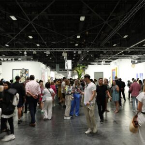 Read more about the article Art Basel Las Vegas? The Fight Over Miami Beach’s Fair