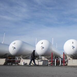Read more about the article U.S. to Tap Heating Oil Reserves Ahead of Midterm Elections