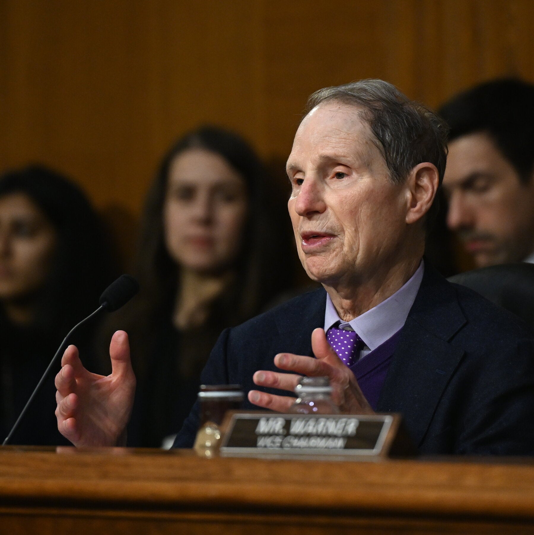 You are currently viewing Fearing Mass A.I. Layoffs, Some in Congress Eye Ways to Aid Workers